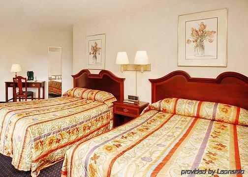 Rodeway Inn Skyland 蓋特林堡 客房 照片